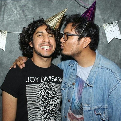 Rene Contreras W Guests Red Pears And Illuminati Hotties Oh No It S Monday 08 13 18 Dublab Still life with red pear is my original oil painting ( not a print) painted in traditional classic chiaroscuro style on archival quality linen panel 7 x. rene contreras w guests red pears and